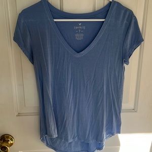 American Eagle Tee. Size XS. Like New.